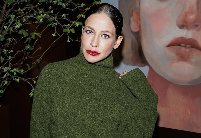 Светлана Бондарчук, Юлия Барановская, Влад Лисовец и другие гости открытия выставки в ММОМА