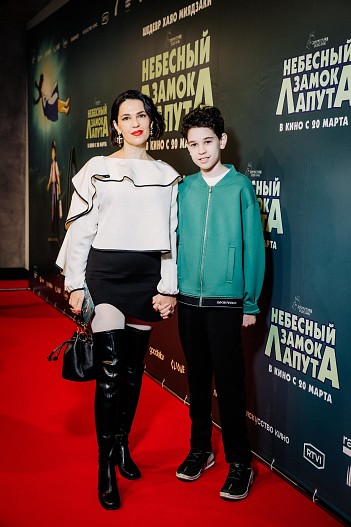 Снежина Кулова с сыном