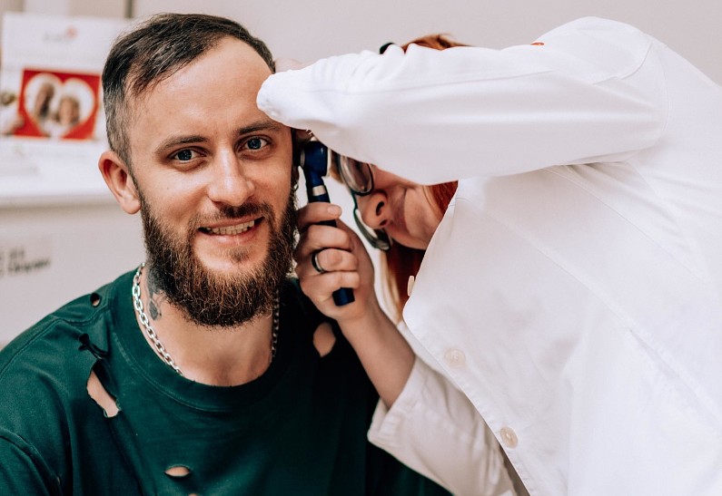 «Я тебя слышу»: как проверить слух за три минуты