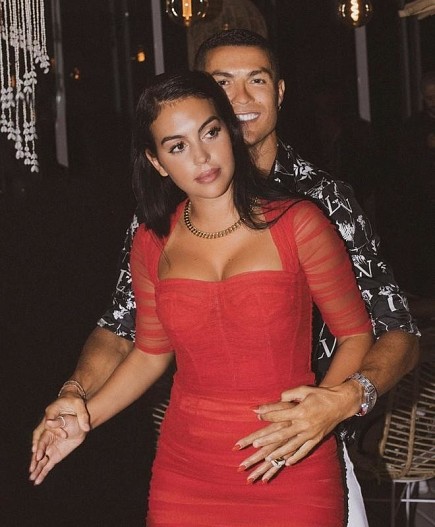 Джорджина Родригес и&nbsp;Криштиану Роналду