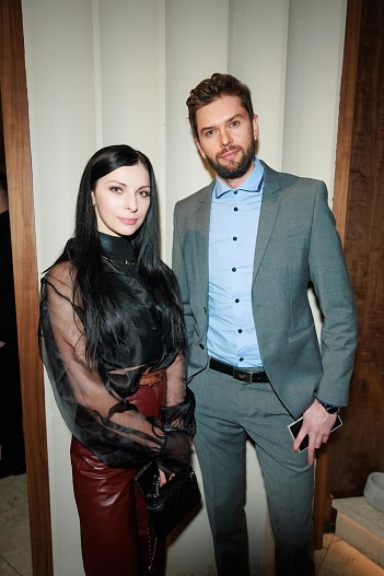 Елена Олейникова, Иван Петренко