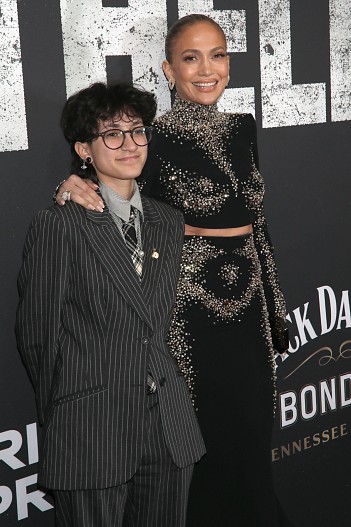 Дженнифер Лопес с дочерью Эммой