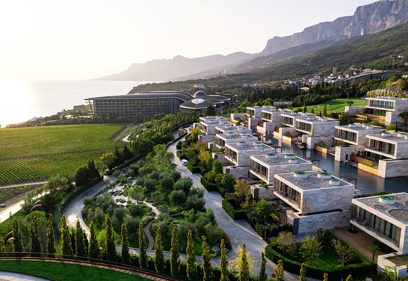 Путешествие мечты на курорт премиум-класса «Мрия» в подарок