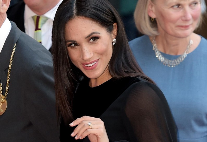 «Перегибает палку»: Меган Маркл появилась в Нью-Йорке с кортежем охраны и разозлила общественность