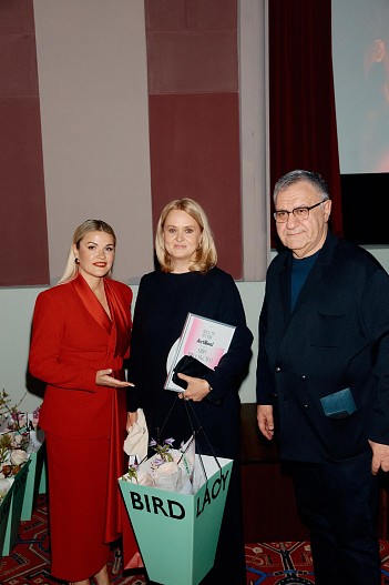 Анастасия Кичатова, Анна Михалкова и Александр Акопов