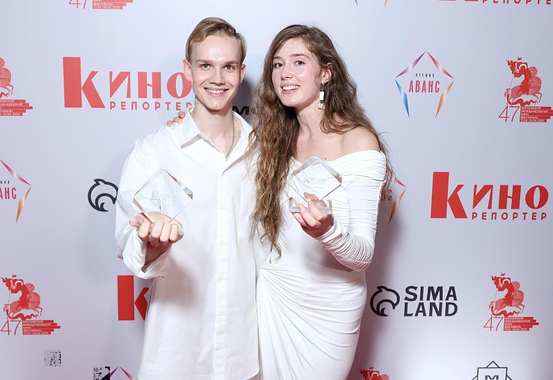 Александр Яценко, Ника Здорик, Юрий Антонов, Александр Горбатов, Владимир Канухин и другие гости премии «Аванс»