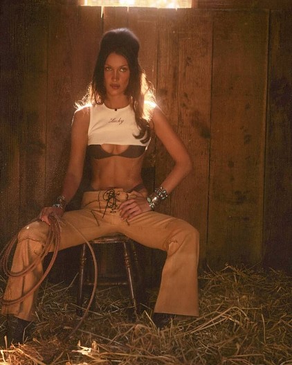 Белла Хадид