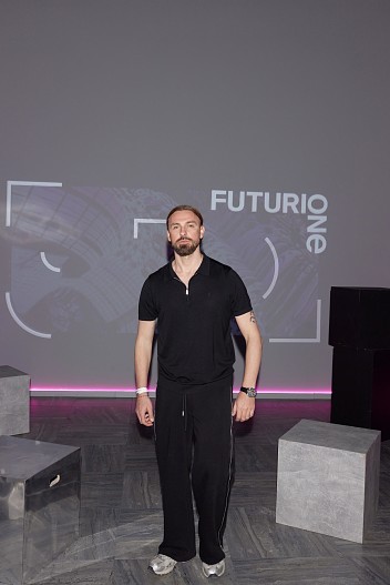 Артём Иванов