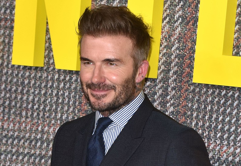 Дэвид Бекхэм положит конец семейной вражде на вечеринке в честь своего 50-летия