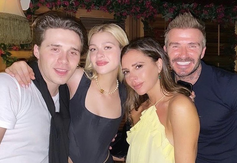 Как Дэвид и Виктория Бекхэм отреагировали на дружбу Бруклина с принцем Гарри и Меган Маркл? Рассказываем!