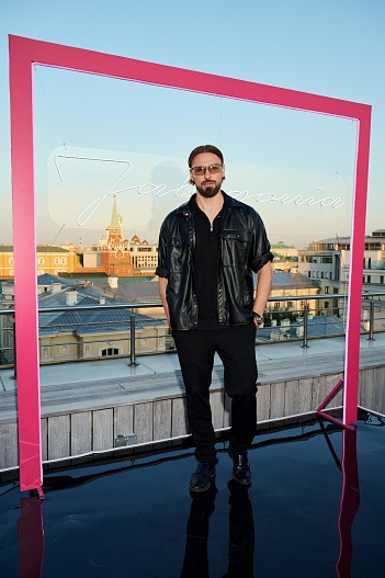 Артём Иванов