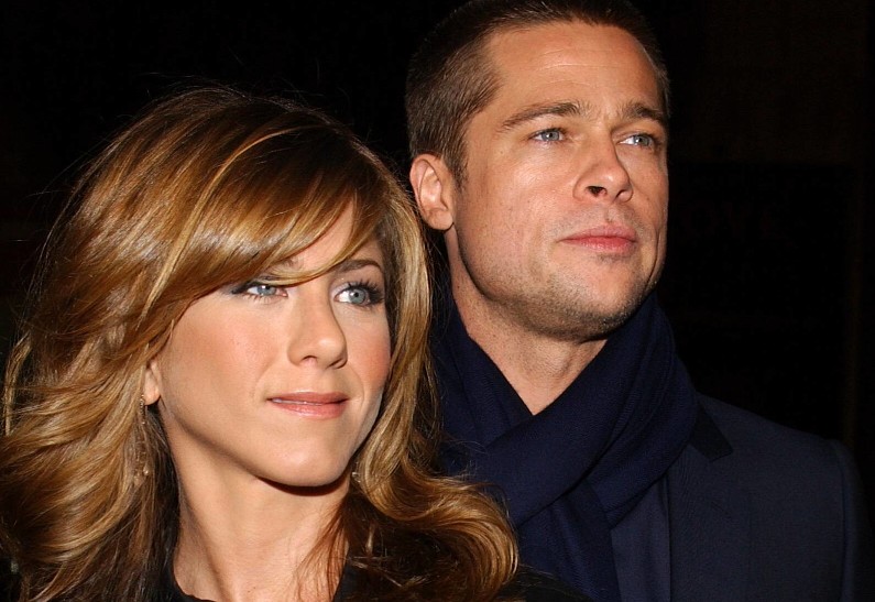 Брэд Питт предложил Дженнифер Энистон переехать к нему