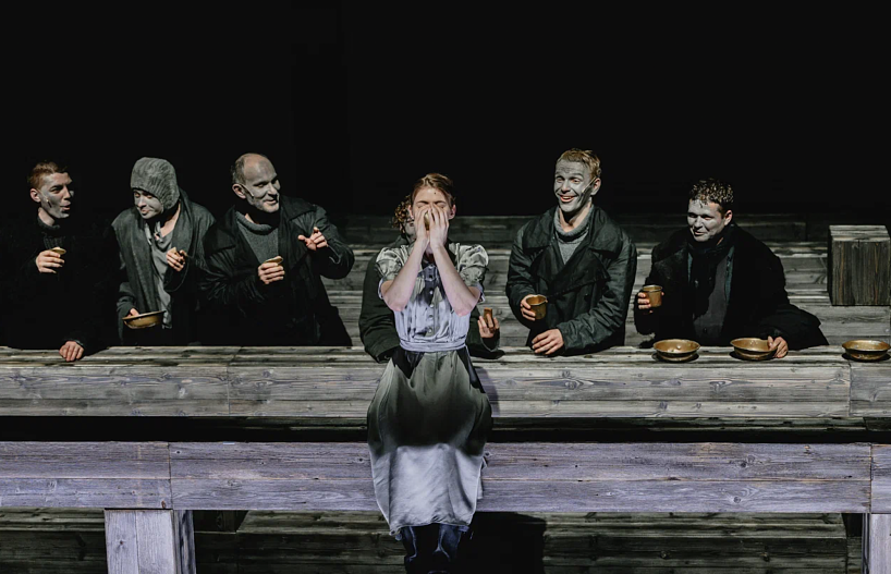 Сцена из спектакля «Пастух и пастушка» 