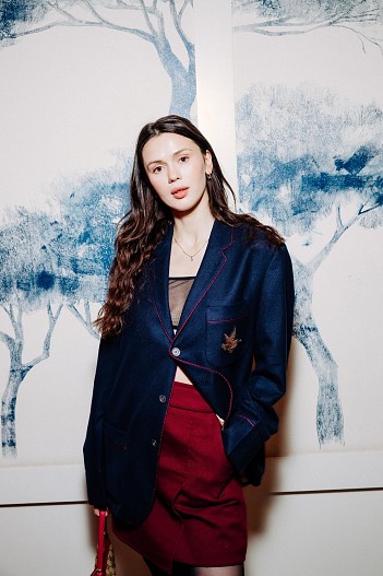 Анна Богомолова