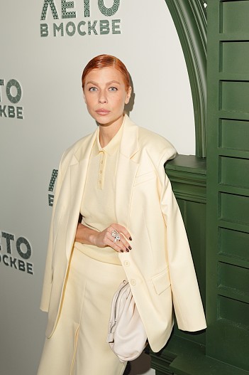 Лина Дембикова