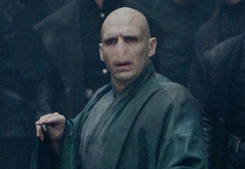 Магия вне Хогвартса: фанат «Гарри Поттера» нашел способ пообщаться с Волан-де-Мортом