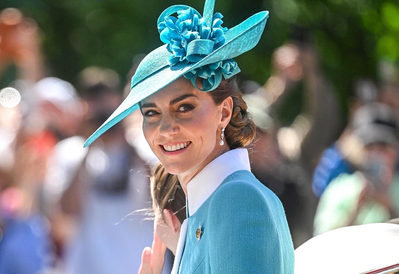 Кейт Миддлтон почтила память принцессы Дианы на параде Trooping the Colour