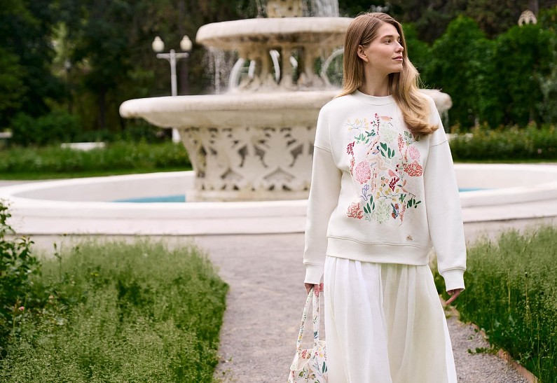 Коллаборация DREAMS by Alena Akhmadullina x Парк Горького