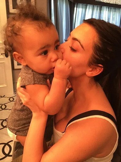 Ким Кардашьян с дочерью Норт