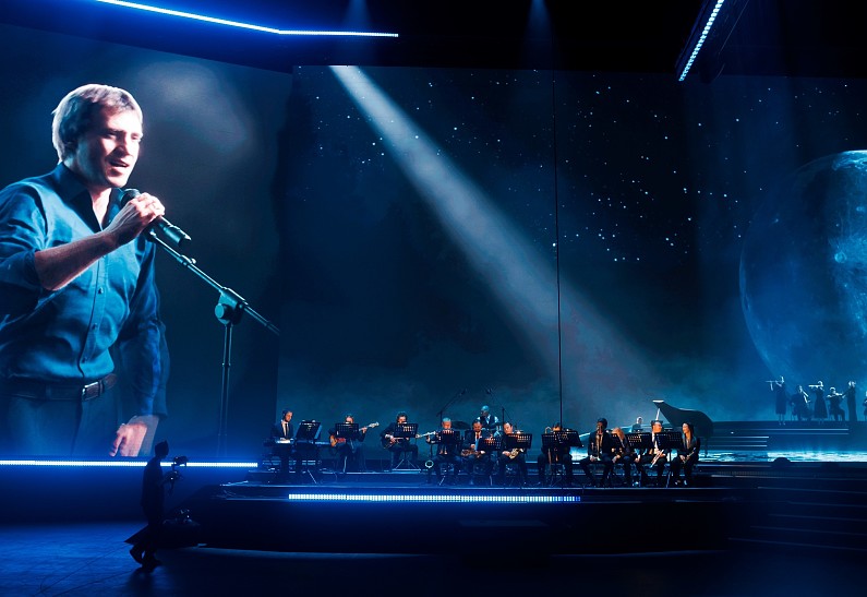 ЦИФРОВЫЕ ЛЕГЕНДЫ ПРЕДСТАВЛЯЮТ ШОУ «ВЫСОЦКИЙ. ВЫСОТА»