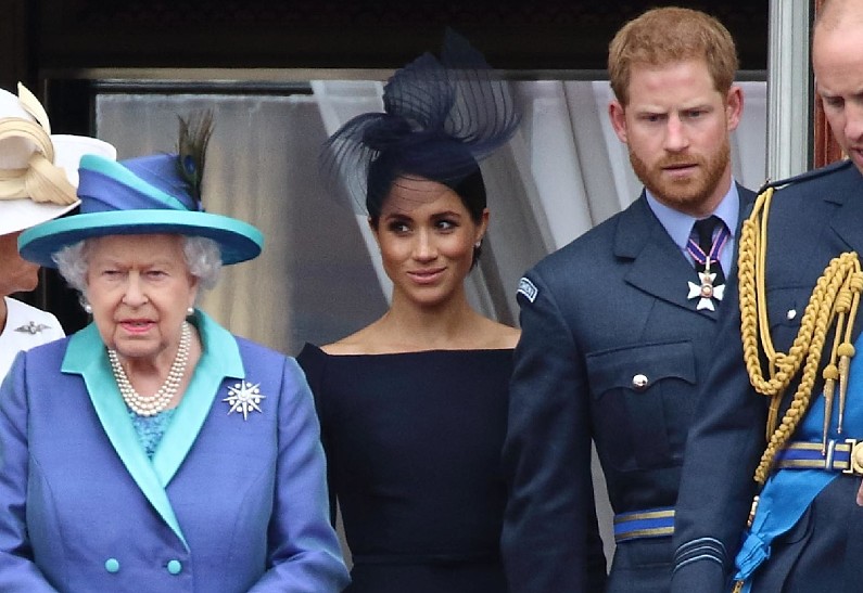 Принц Гарри отклонил желание Елизаветы II из-за влияния Меган Маркл