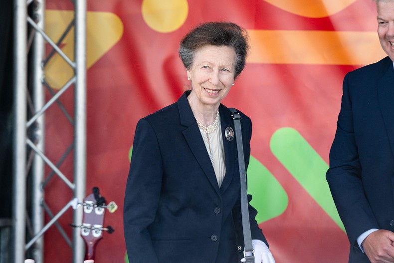 Принцесса Анна