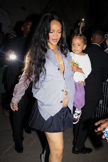 Рианна с сыном