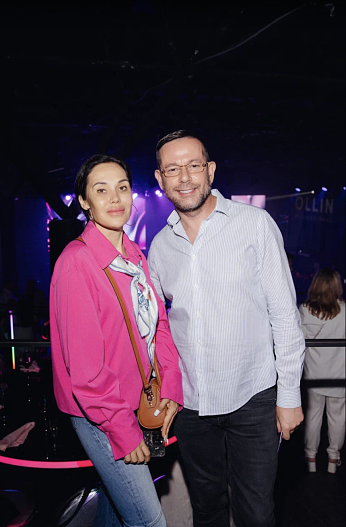 Андрей Шалахов со спутницей