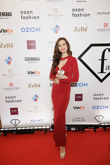 Оксана Леоненко