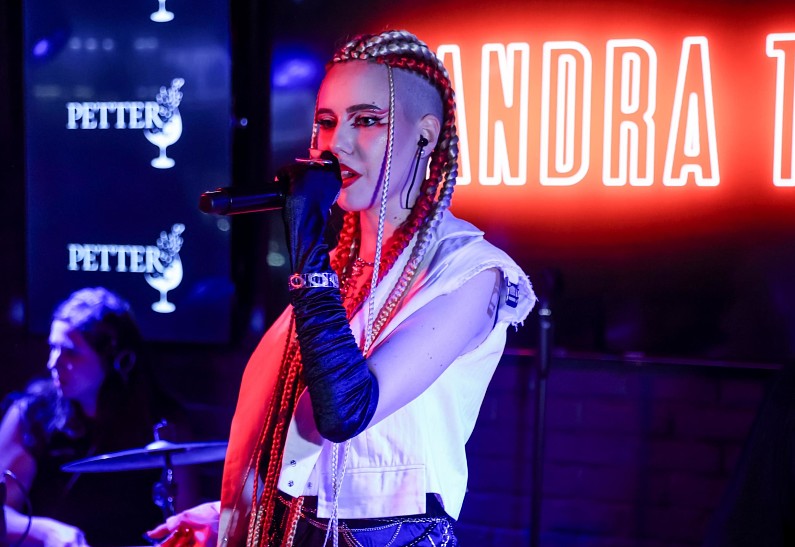 Sandra Top отметила день рождения грандиозным концертом