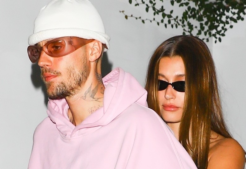 Хейли и Джастин Бибер готовятся вновь стать родителями на фоне слухов о разводе 