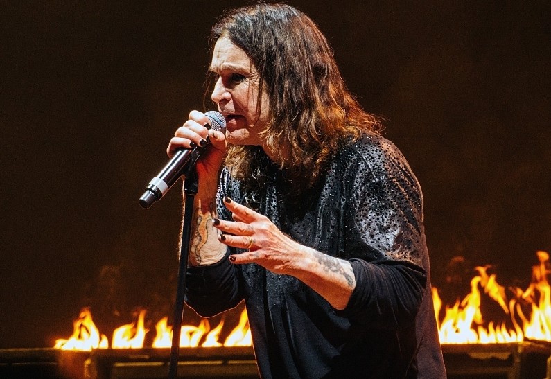 Документальный фильм про Оззи Осборна был отложен за несколько часов до премьеры