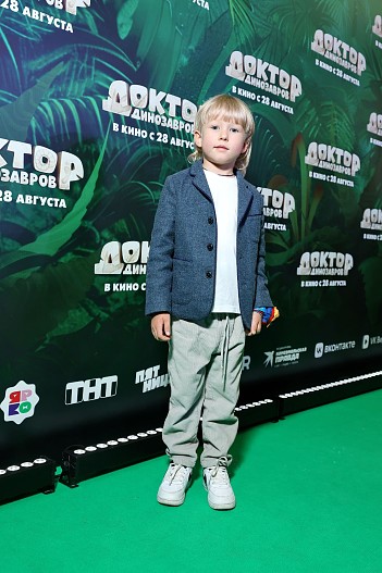 Арсений Плющенко