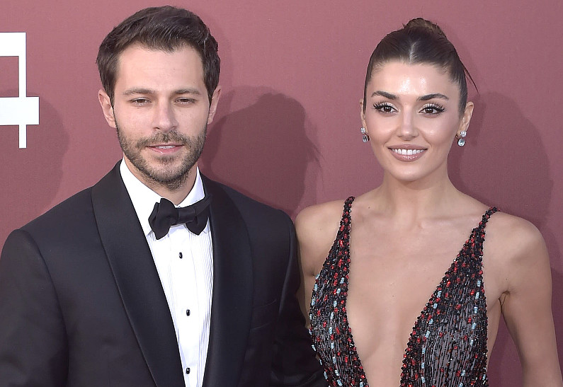 Серьезная ссора или просто слухи? Ханде Эрчел и Хакан Сабанджи на грани разрыва