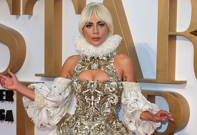 Леди Гага расплакалась из-за слов своего жениха перед концертом