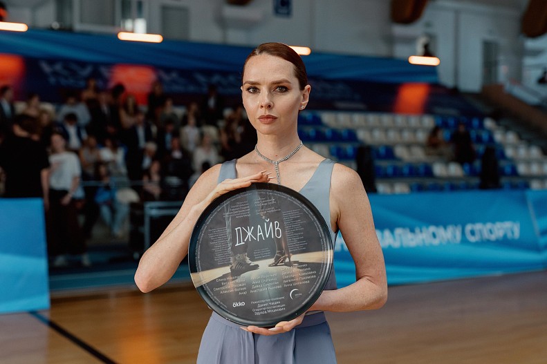 Елена Николаева