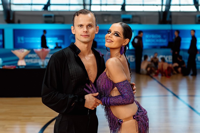 Виталий Ярош и Ангелина Пахомова