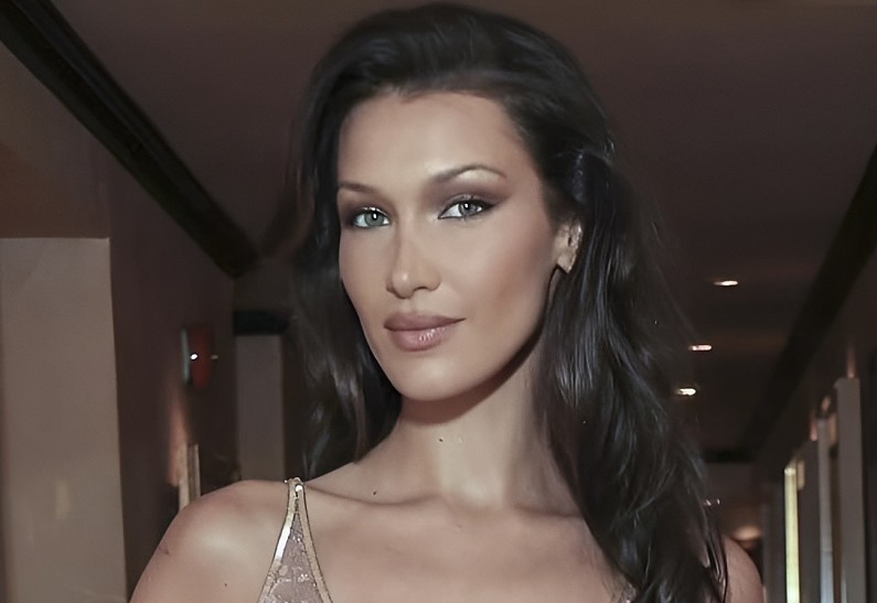 Скрывает правду? Мать Беллы Хадид уличили во лжи о диагнозе дочери