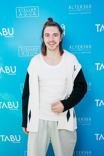 Константин Плотников