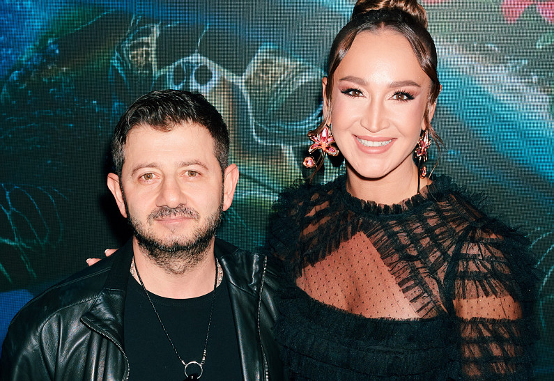 Михаил Галустян, Ольга Бузова, Карина Нигай и Аристарх Венес на презентации нового сезона реалити «Звёзды в джунглях»