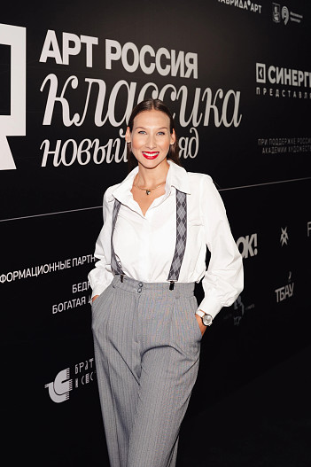 Елена Новикова