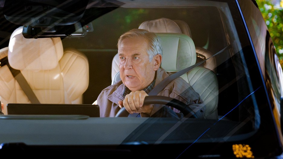 Юрий Стоянов