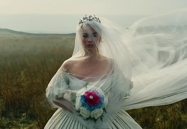 Режиссер нового «Грозового перевала» отреагировала на негативные отзывы о подборе актеров