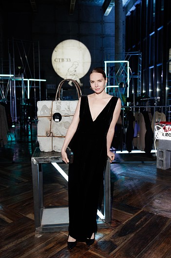 Елена Николаева