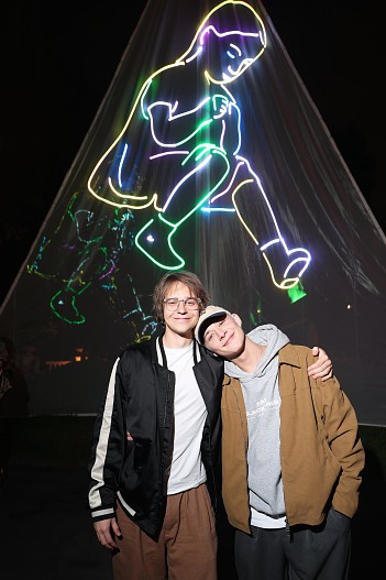 Макар Хлебников, Олег Савостюк