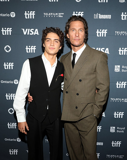 Мэттью Макконахи с сыном Леви