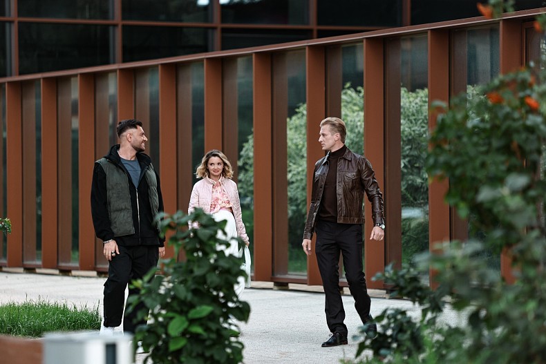 Давид Манукян, Ольга Кузьмина, Вячеслав Чепурченко на съемках сериала&nbsp;«Интересное положение»