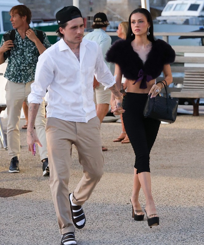 Никола Пельтц разжигает вражду с Бекхэмами