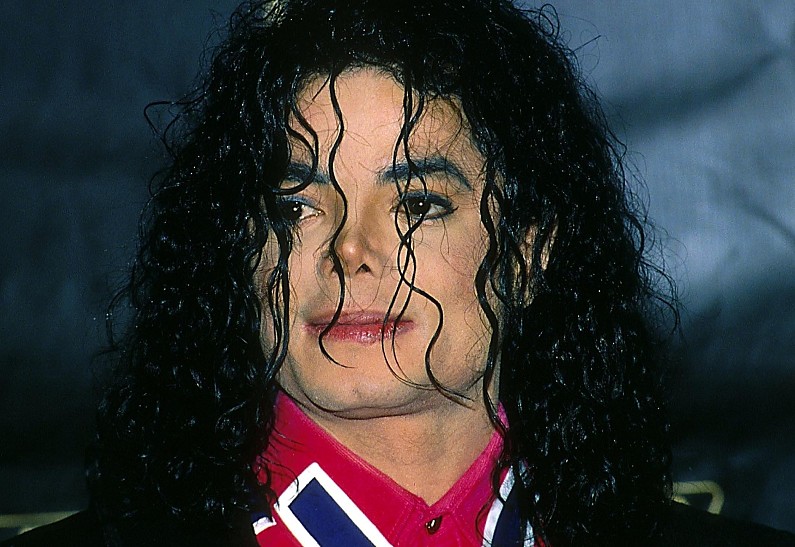 В Сети обсуждают сходство младшего сына Майкла Джексона с Марлоном Брандо