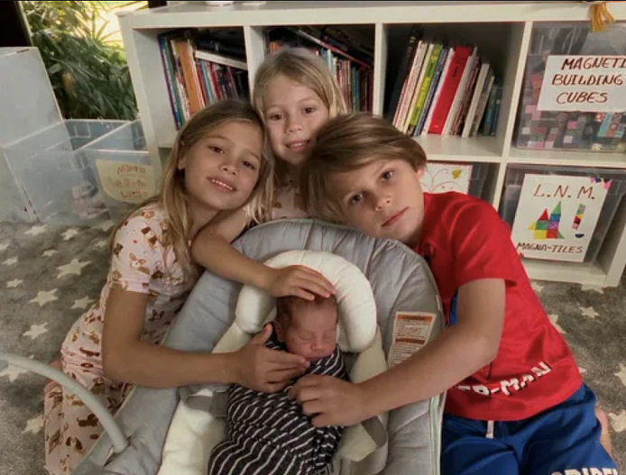 Дети Анны Курниковой и Энрике Иглесиаса